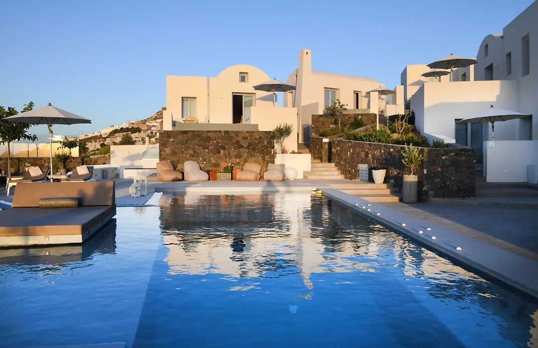 Nova Luxury Suites-1