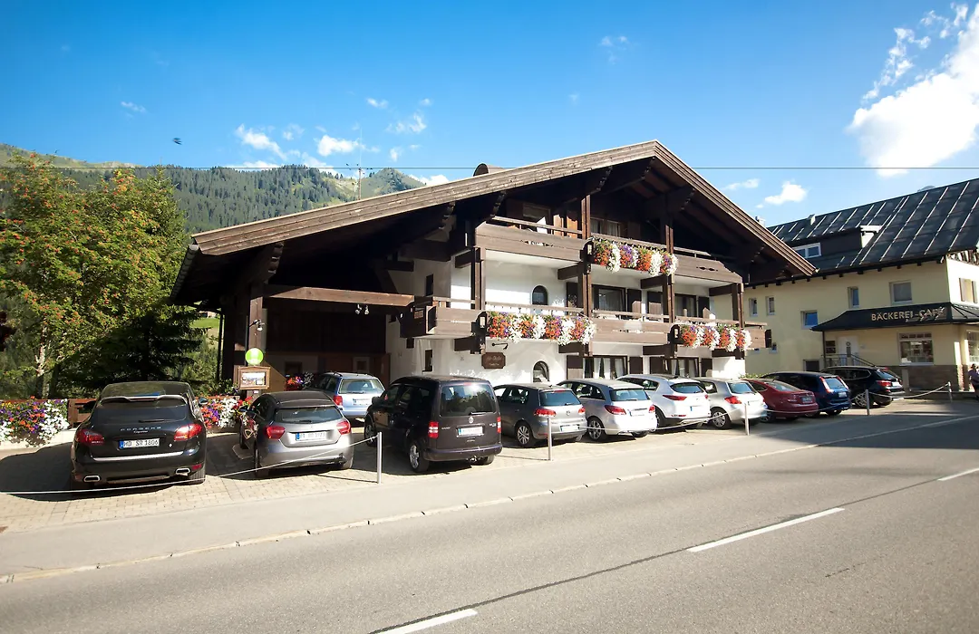 Alp-Chalet-1