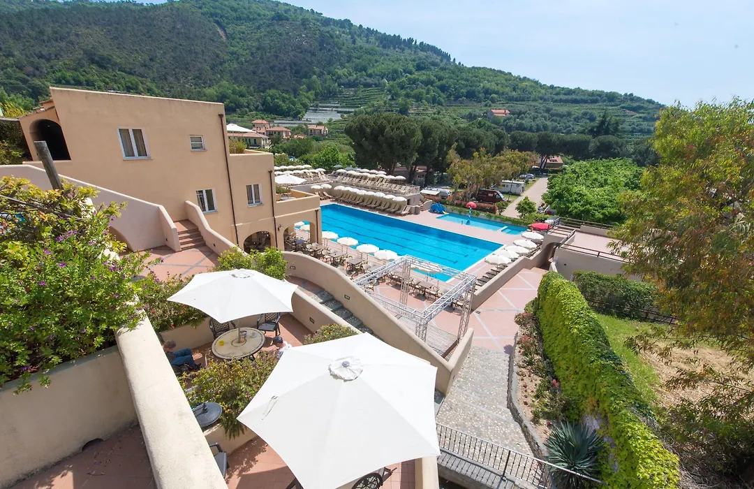 Il Villaggio Di Giuele-1