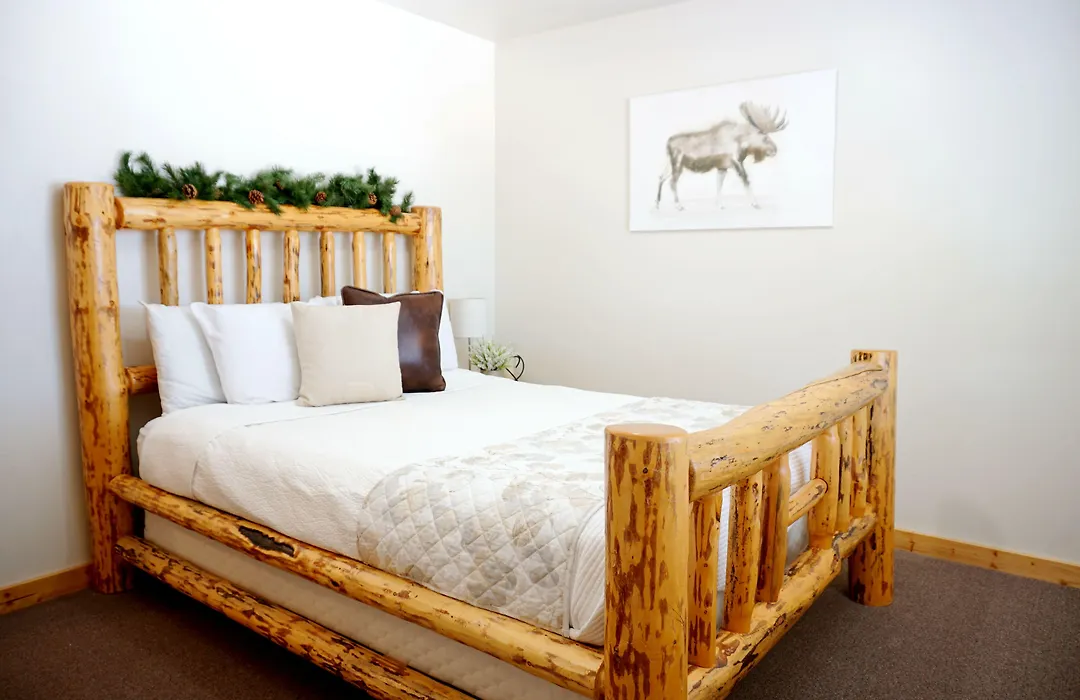 The Aspen Condos-1
