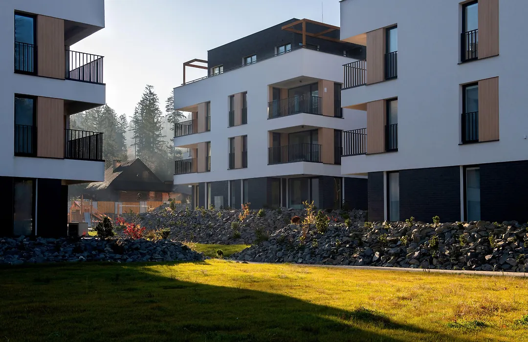 Vislow Resort-1
