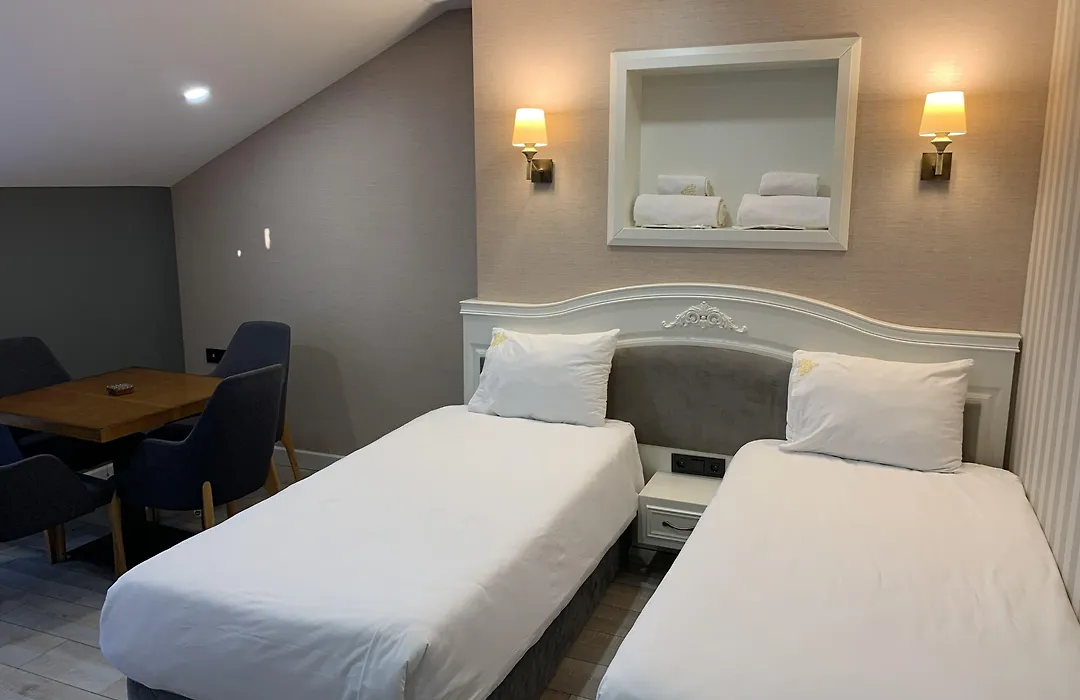 White Golden Suite Hotel-1