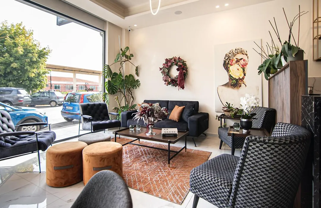 Alexandra Boutique Residence Downtown-1