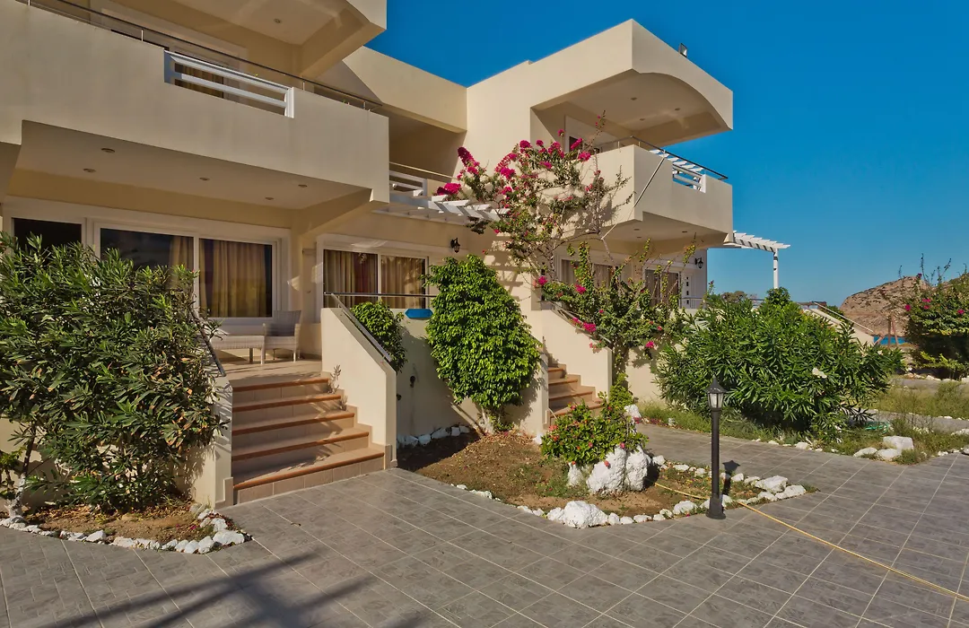 Royal Beach Hotel-1