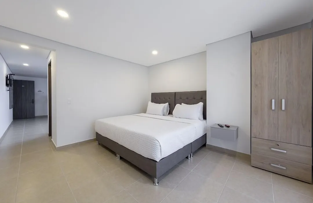 Aparta Suite Plaza Premium-1