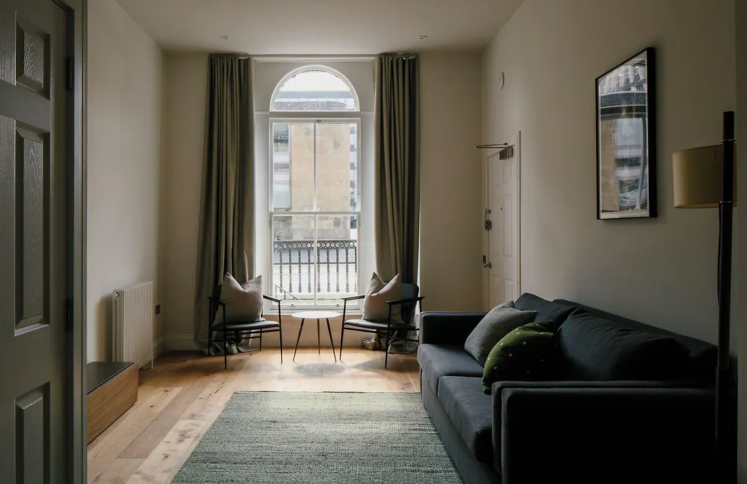 33 Castle Terrace-1