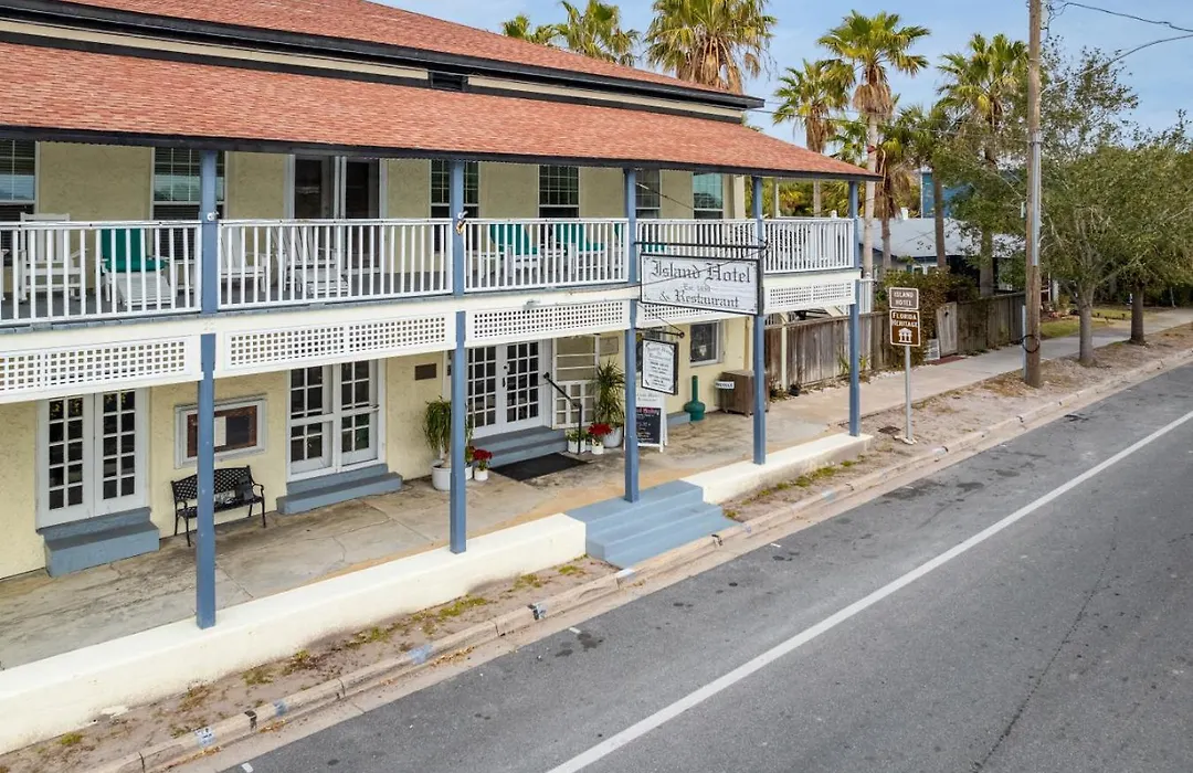 Historic Island Hotel-1