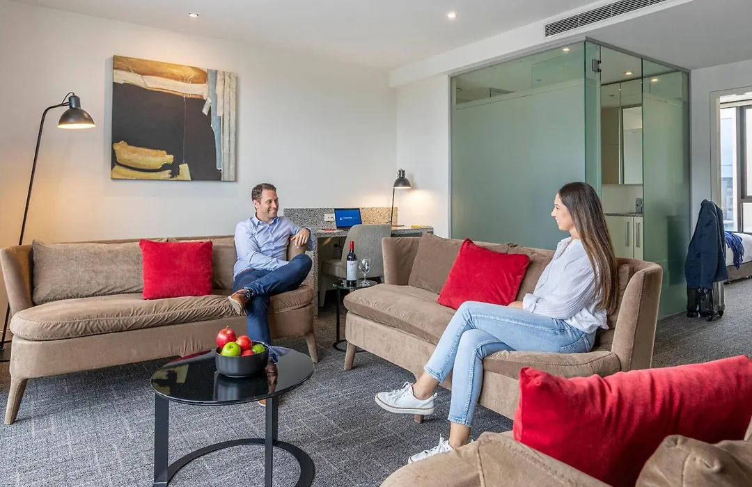 Mainstay Suites Hawthorn-1