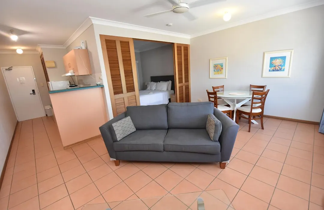 Royal Palm Villas-1