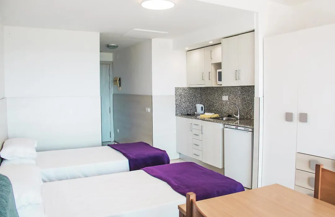 Pins Platja Apartments-1