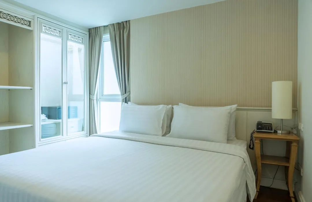 Sabai Sathorn Service Apartment-1