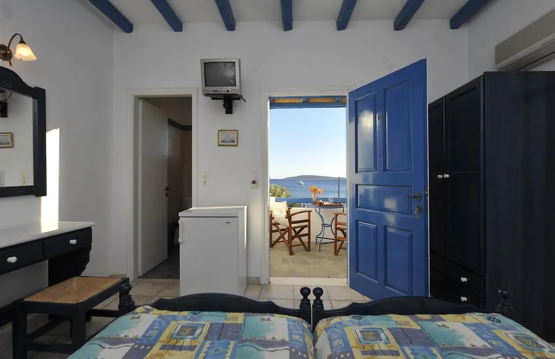 George'S Beach Studios Aliki Paros-1