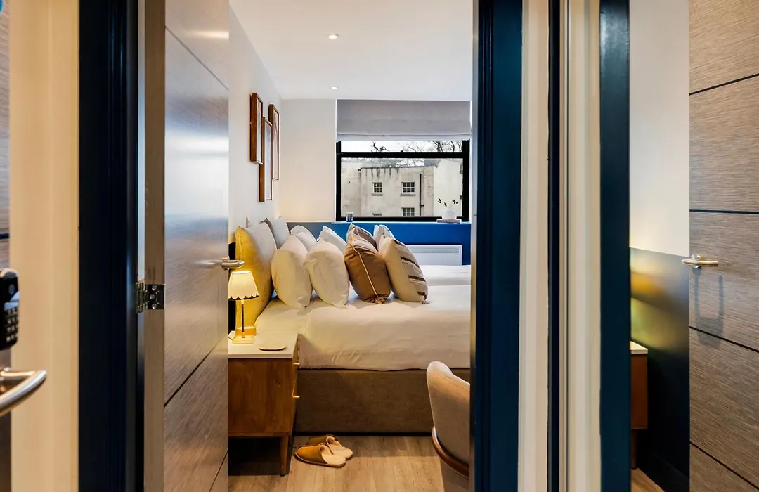 Your Apartment I Clifton Village-1