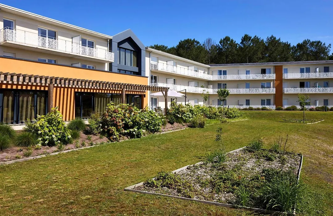 Quality Suites Saint-Paul-lès-Dax-1