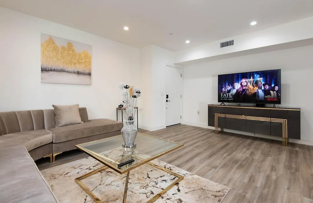 Regency Modern Apartments-1
