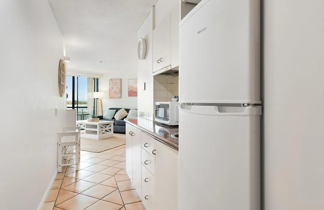 La Promenade Absolute Waterfront Apartments-1