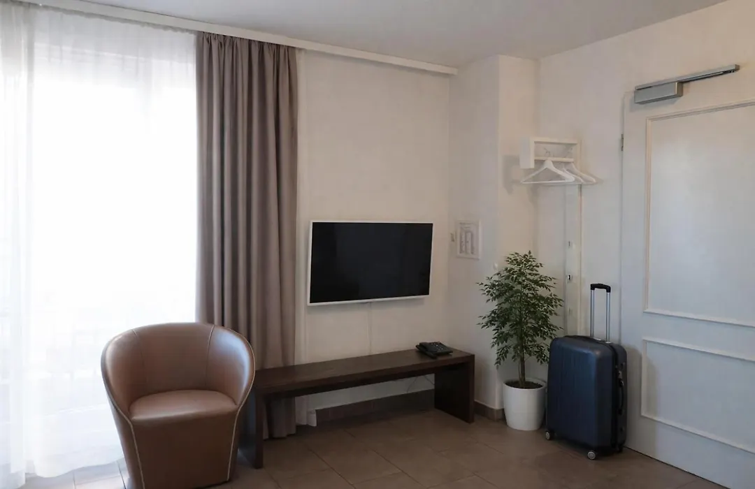 Bayer'S Boardinghouse Und Hotel-1