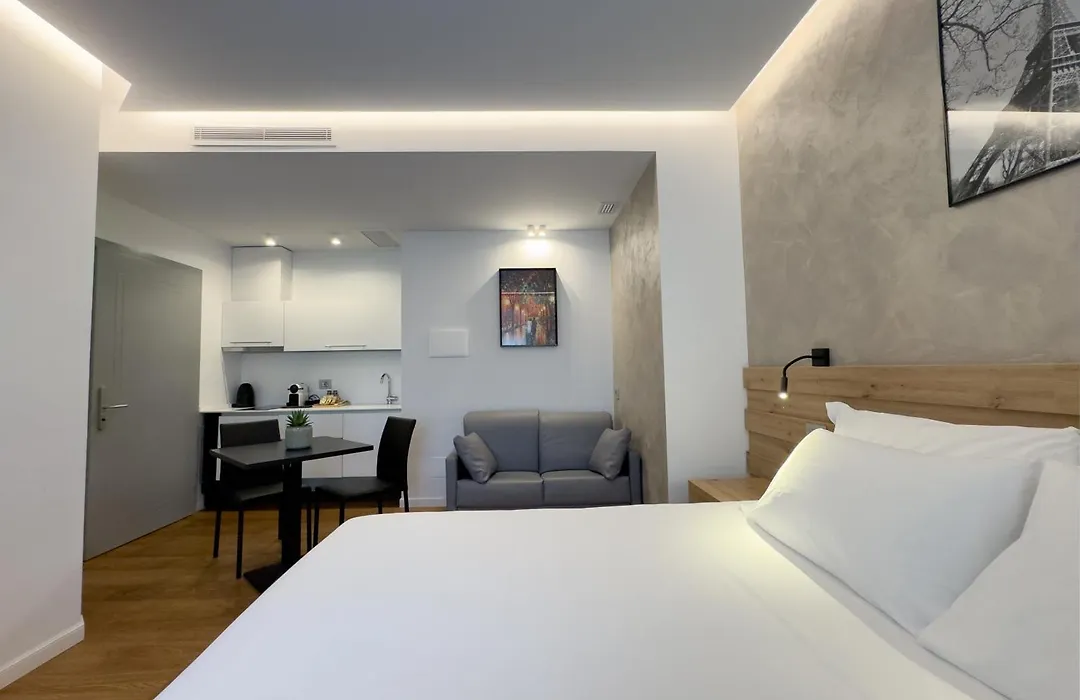 Grandi 32 Boutique Residence-1