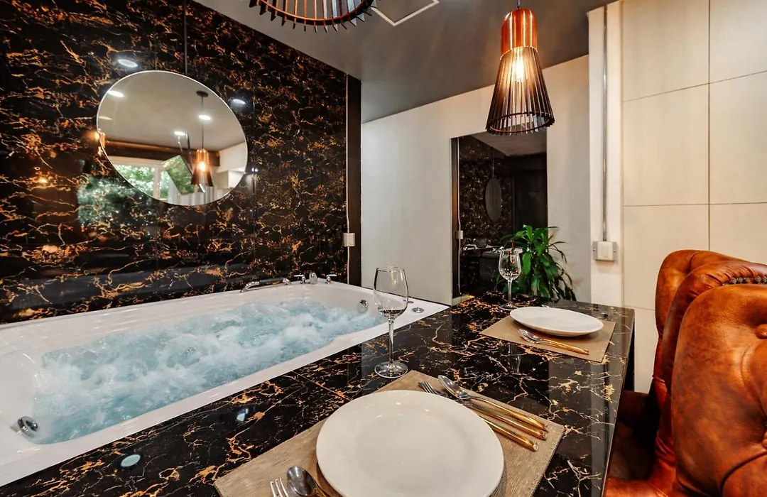 Hotel One Laureles-1