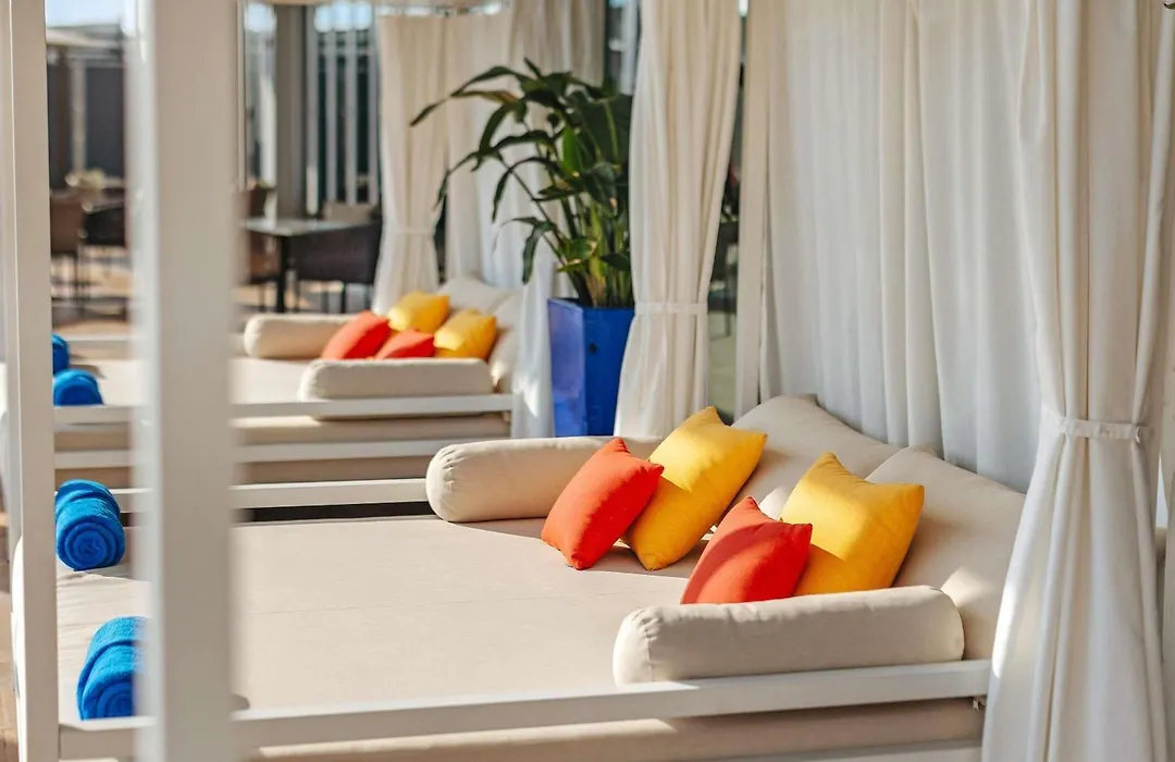 Adagio Abu Dhabi Al Bustan-1