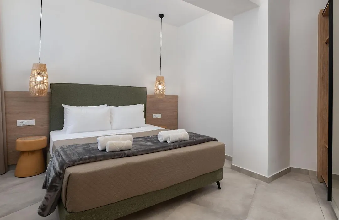 Aquarius Beach Hotel-1