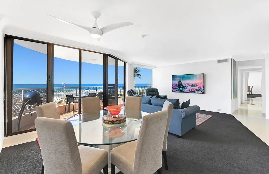 Albatross North Apartments-1