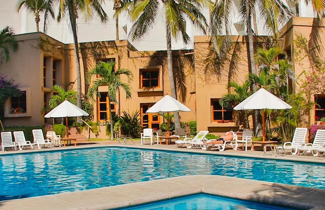 Villas El Rancho Green Resort-1