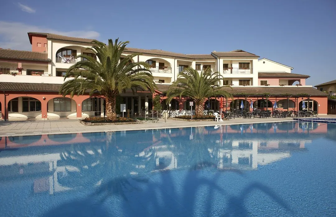 Hapimag Resort Scerne Di Pineto-1