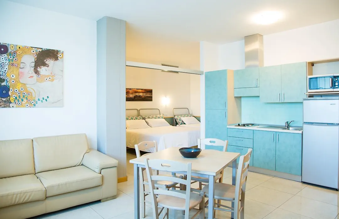 Romea Aparthotel-1
