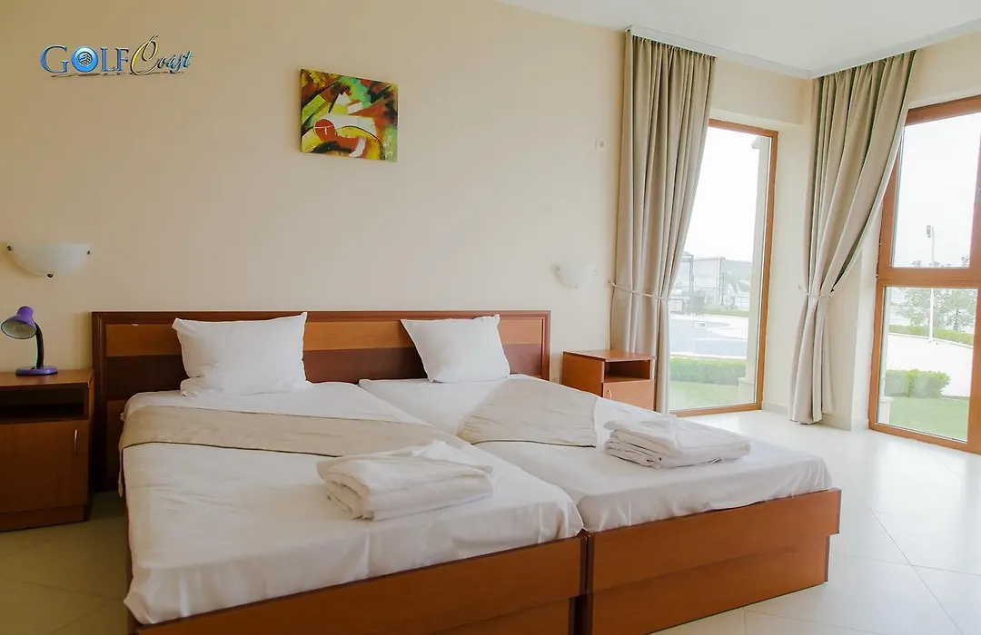 Aparthotel Golf Coast-1