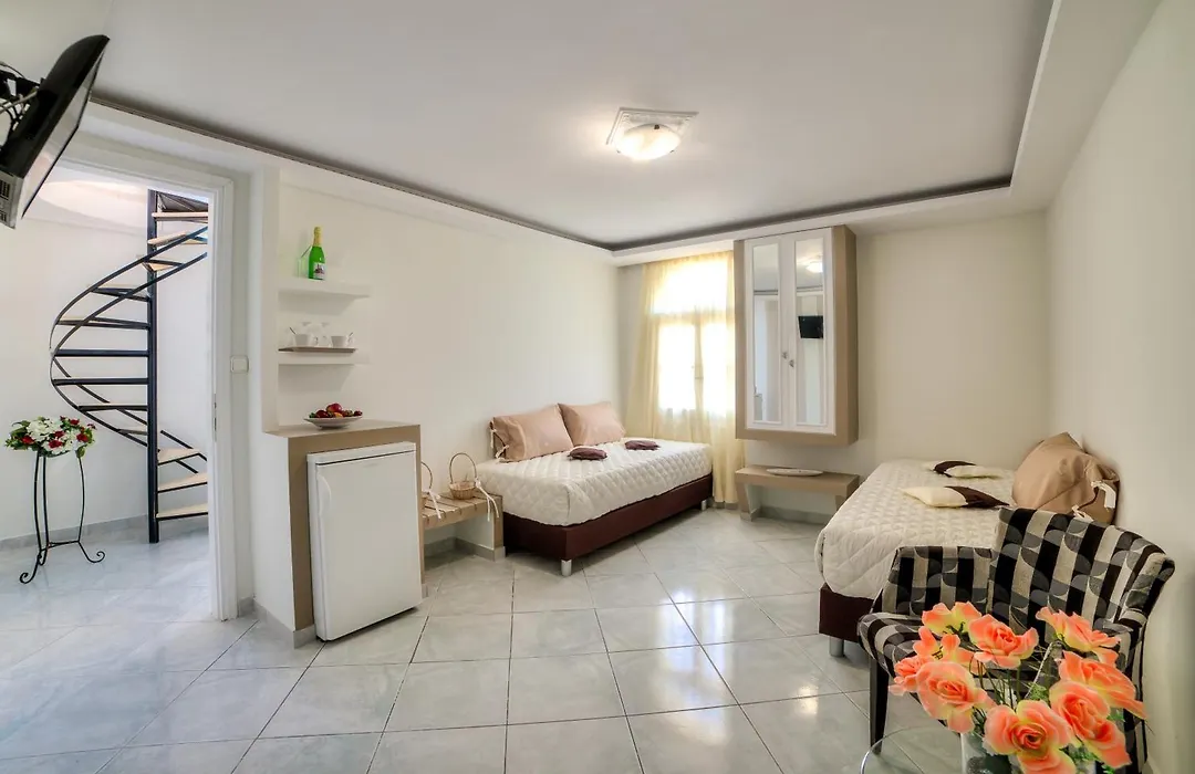 Pantheon Hotel-1
