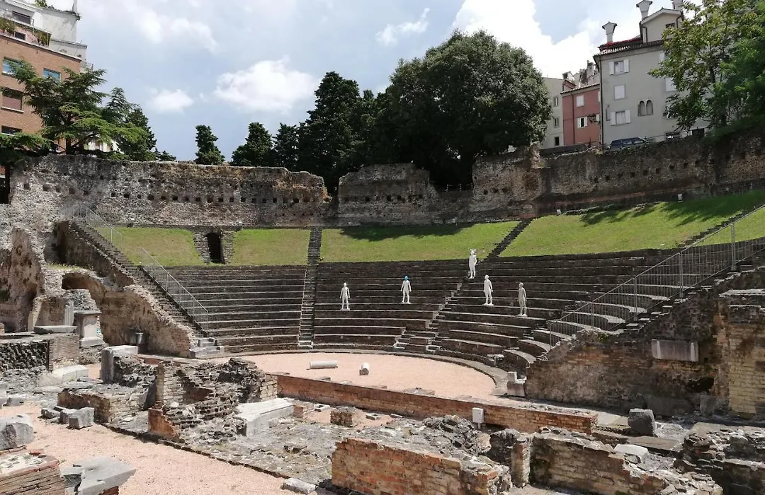 Residence Teatro Romano-1