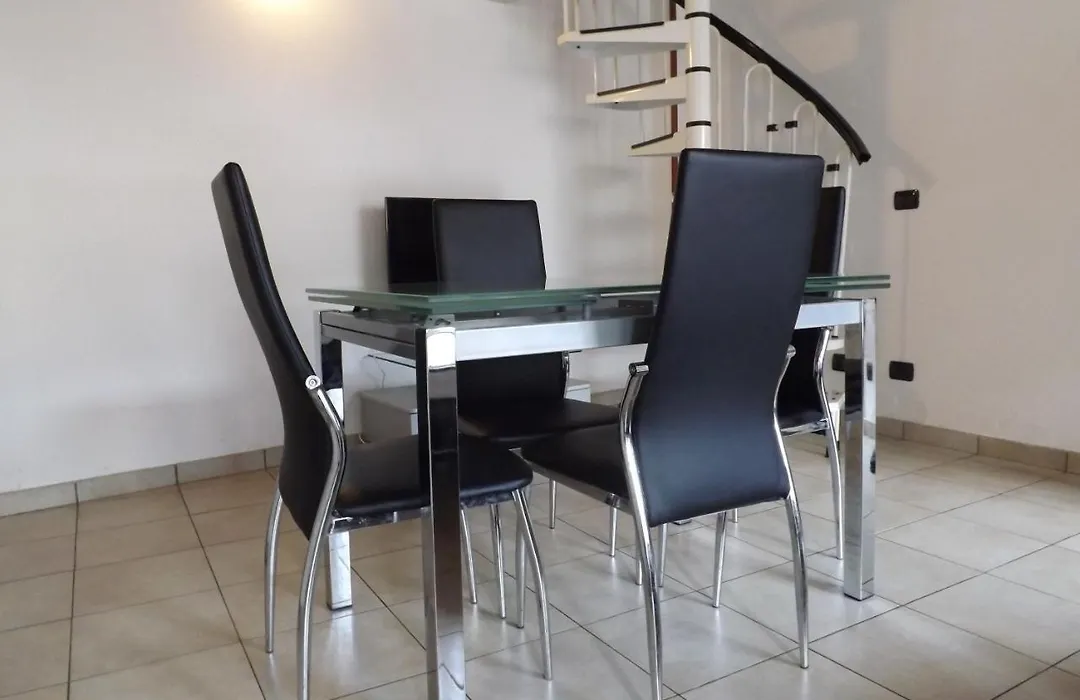 Easy Milano - Rooms&Apartments Navigli-1