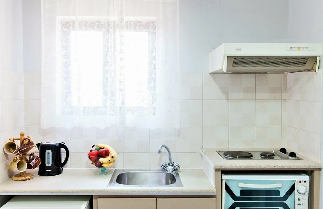 Aggelos Apartments & Deluxe Studios-1