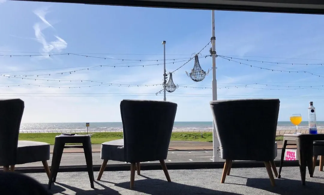 Aparthotel421 By Seafront Collection-1
