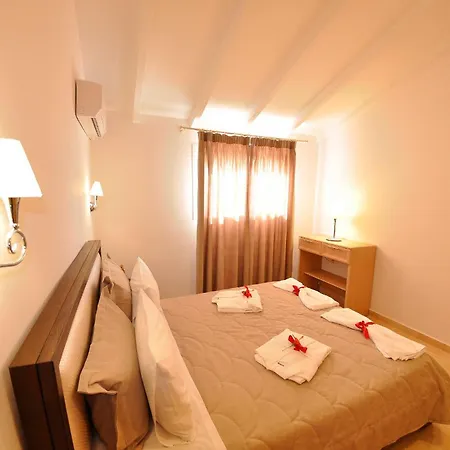 Mazis Apartments-3