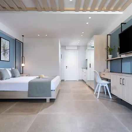 Sky Luxury Suites-3