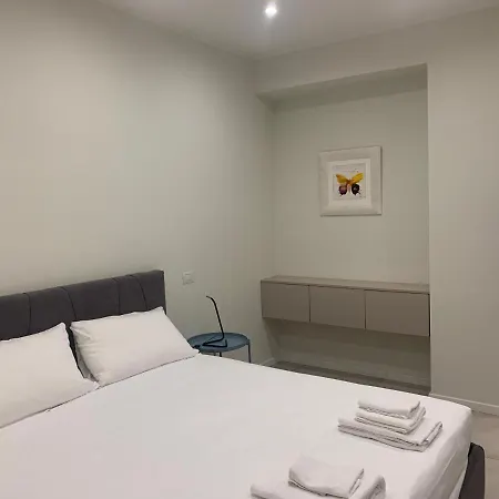Casa Vacanze Residence Ideale Suites And Apartments-3
