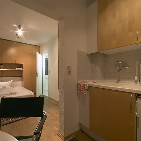 Appart International Boarding House-3