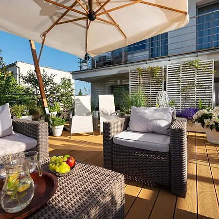 Elegante Apartments & Jacuzzi Wladyslawowo - Adults Only-3