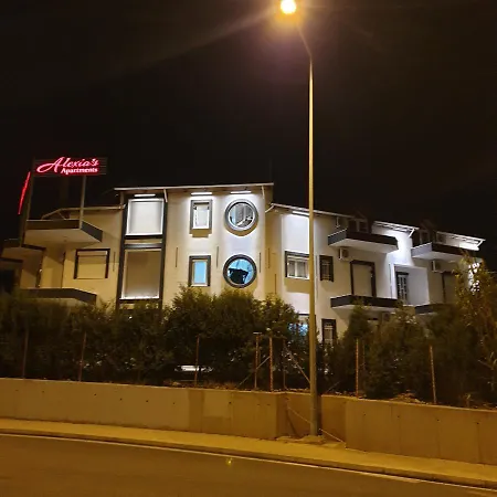 Alexia'S Apartments-3
