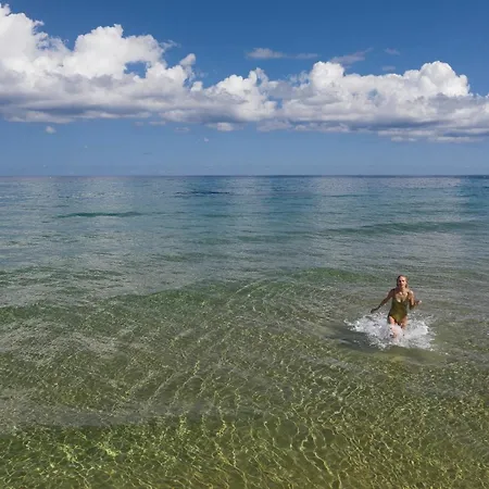 Akrogiali Beach Hotel Apartments-2