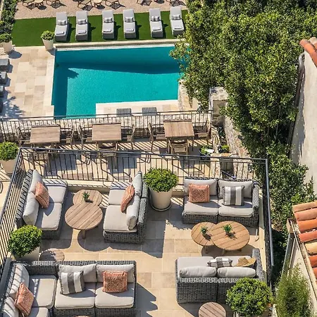 Mougins Luxury Retreats-2