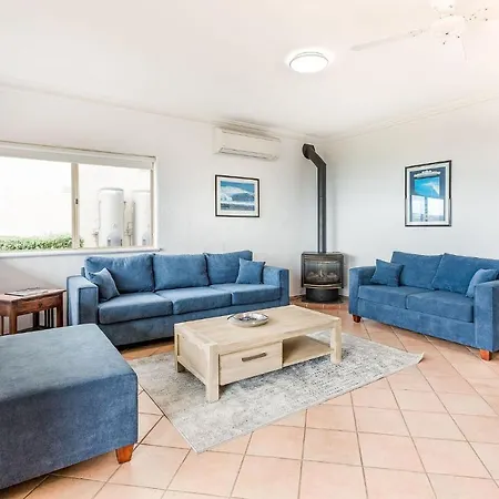 Canal Rocks Beachfront Apartments-2