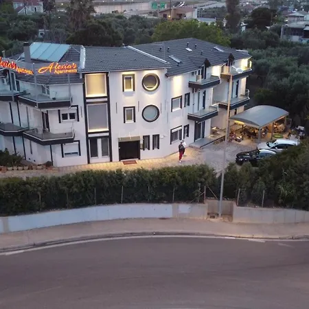 Alexia'S Apartments-2