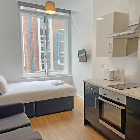 8 Stanley Street Apart-Hotel-3