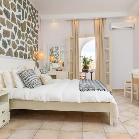 Golden Coast Naxos-2