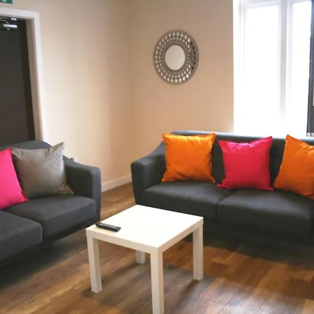 Premier Lodge Central-2