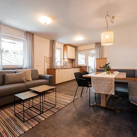Apartmenthotel Ritterhof Suites & Breakfast-3