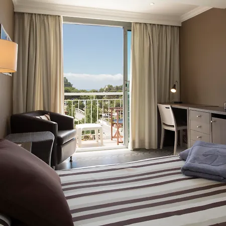 Minura Cala Galdana & Apartamentos D'Aljandar-2